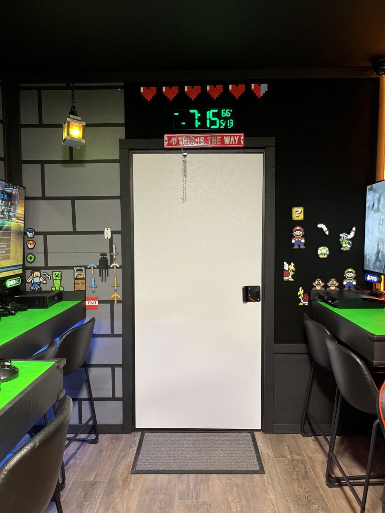 Our Truck: 1-Up Game Truck rear exit