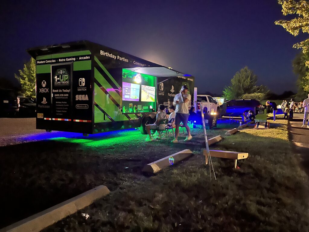 1-Up Game Truck