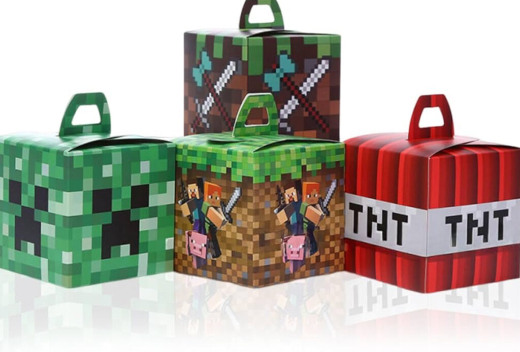 24 Pcs Party Favors Boxes (3.9 x 3.9 x 3.9 Inch)