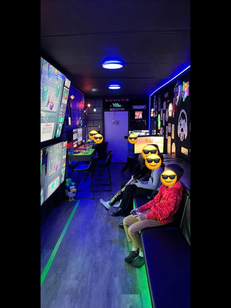 game truck rental in Cherry Hill NJ
This Cherry Hill family booked our Level 1 Game Truck Party with an extra 30 minutes to kick off their Thanksgiving! It was an unforgettable family reunion.